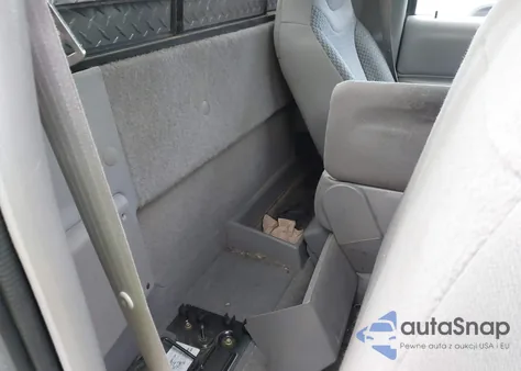 1998 Ford Ranger Splash/Xl/Xlt из США, поврежденный, VIN 1FTYR10U9WTA75174